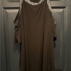 Elegant Black Cold Shoulder Blouse Size 1X